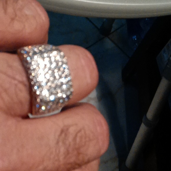 MEN'S REAL GOLD AND DIAMONS EARTH DIAMONDS - Picture 1 of 3